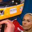 Família de Ayrton Senna exige que Netflix "exclua" Adriane Galisteu de série