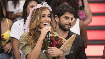Sabrina Sato ganha homenagem surpresa do noivo, Duda Nagle - Fotos: Edu Moraes/Record TV